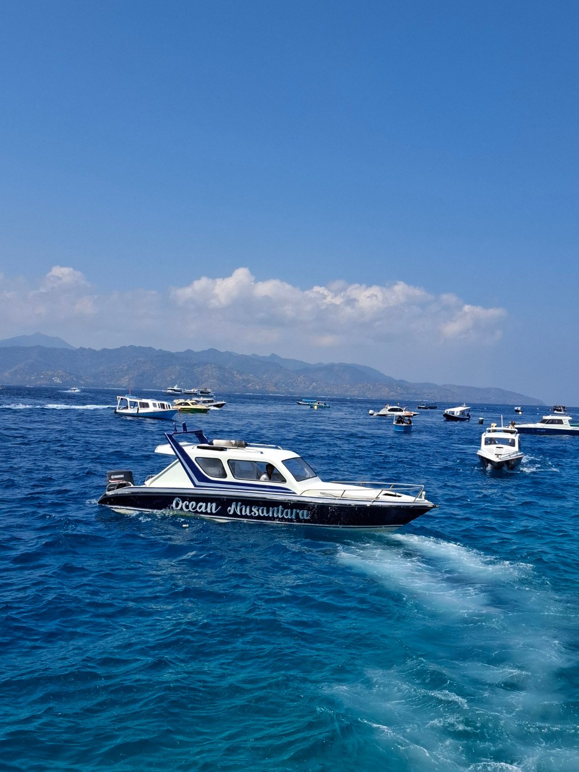 Fastboat on the ocean